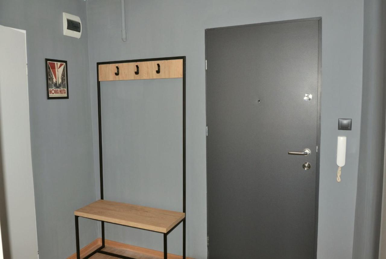 N17 Apartament Leilighet Krasków Eksteriør bilde